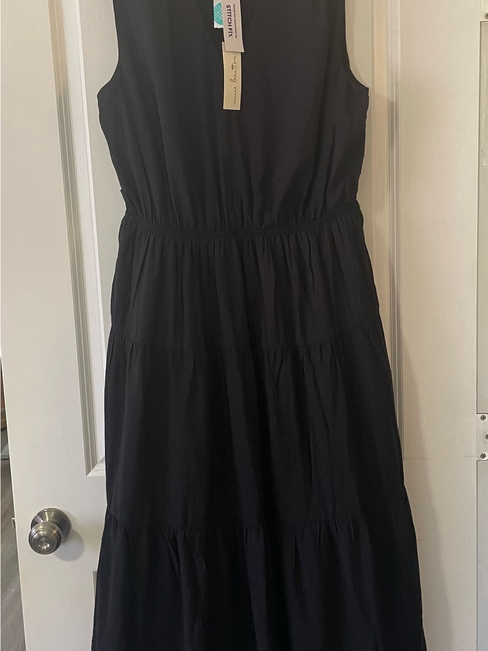Nine Britton Amelia Black Sleeveless V-Neck Tiered Midi Dress Size 1X NWT - Picture 7 of 11